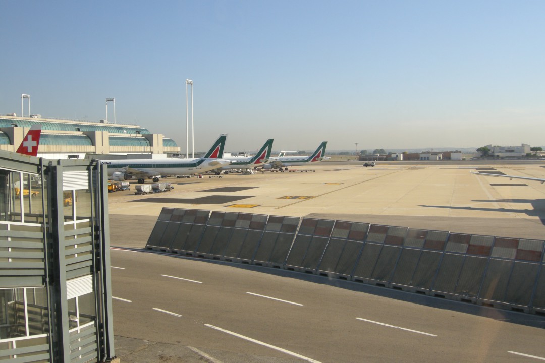 Rome FCO Airport Re-opens Runway 3 with OCEM LED Lights